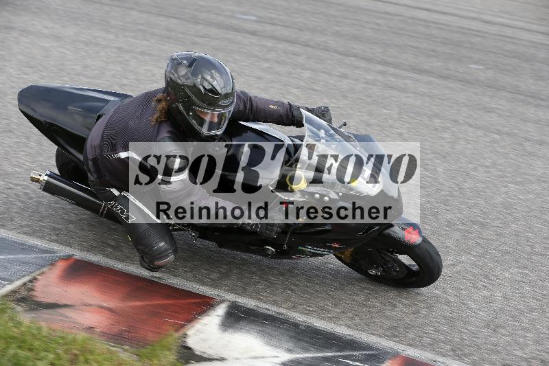 /Archiv-2025/09 22.04.2025 Cornu Master School ADR/rot-rouge/5